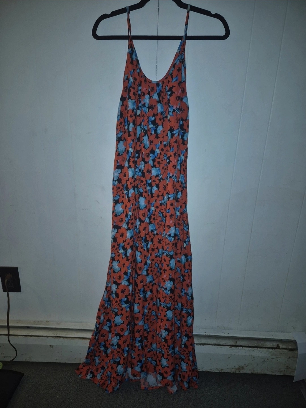 PrettyLittleThing Coral Maxi Dress with Blue Floral Print